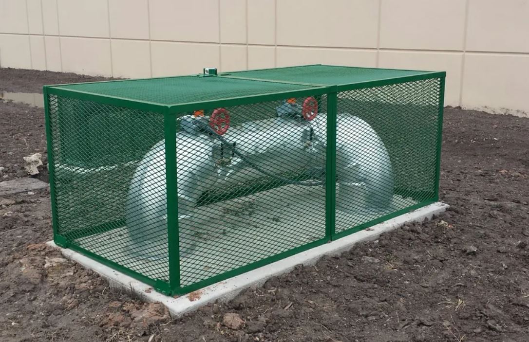 Backflow Cage